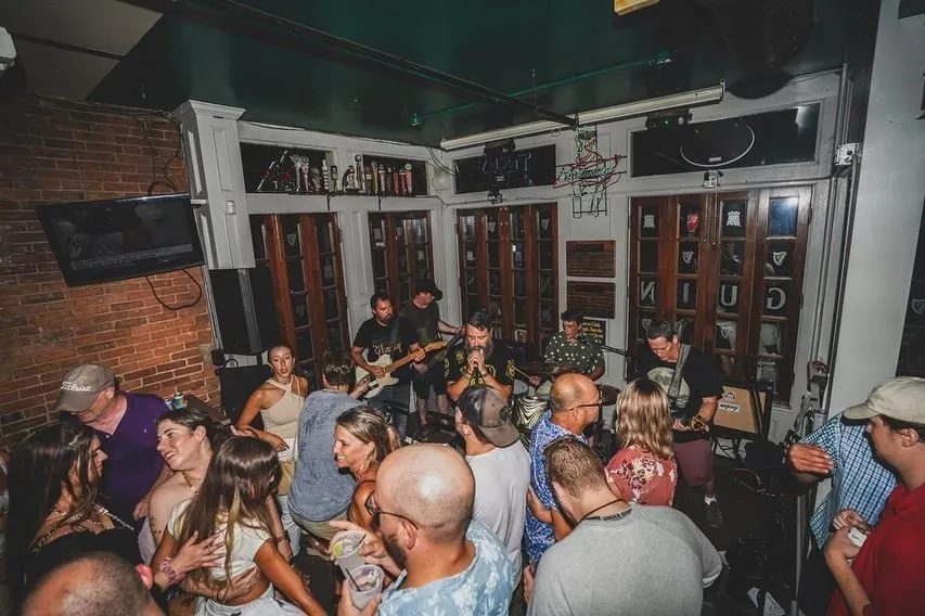 Saratoga City Tavern